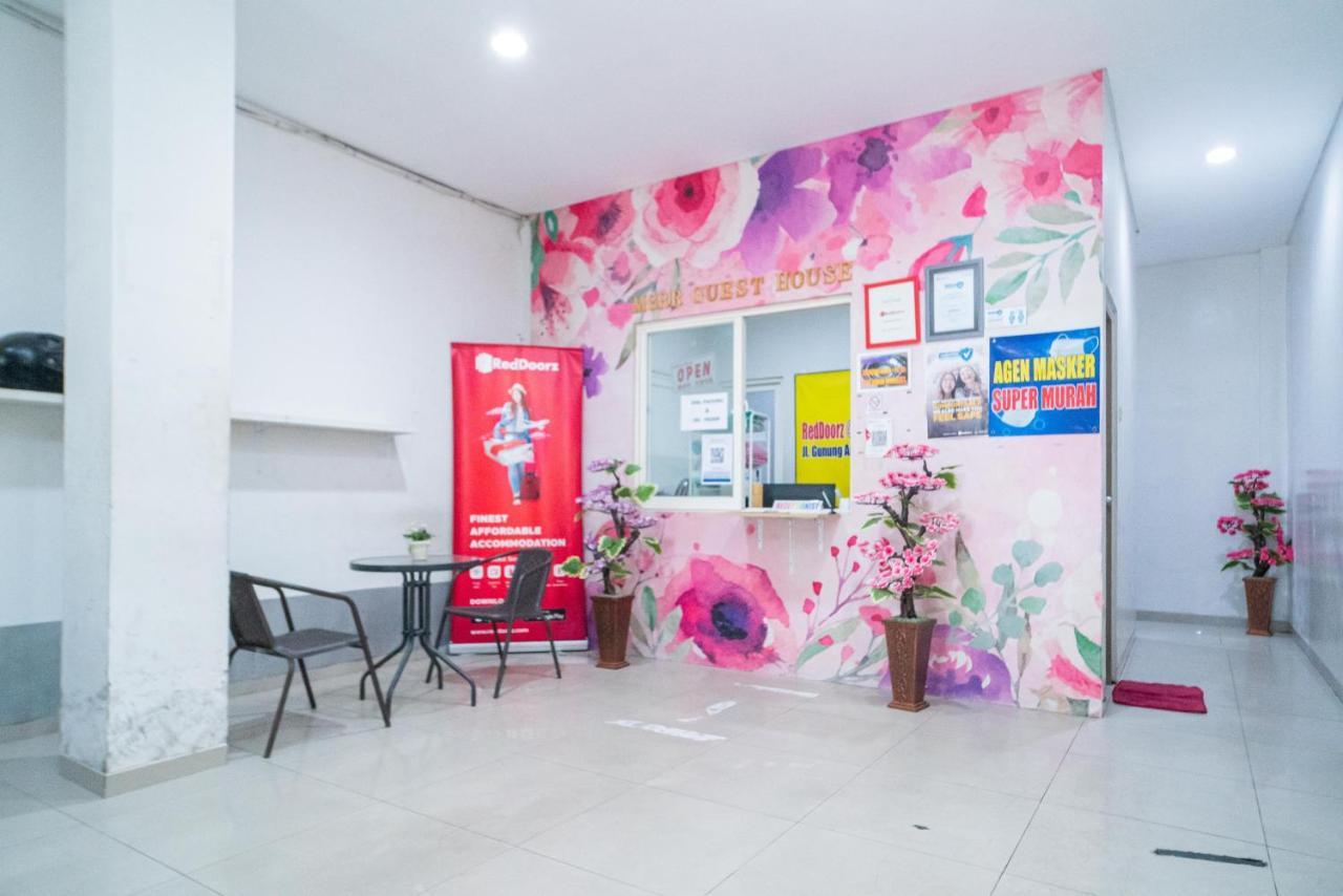 Reddoorz At Merr Rungkut Jl Gunung Anyar Gununganjar المظهر الخارجي الصورة